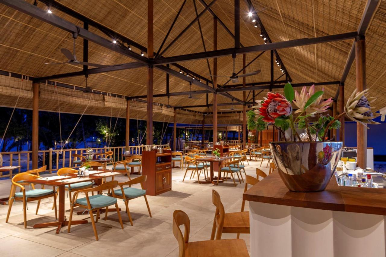 Island Center Point Hotel Koh Rong Sanloem Exterior photo